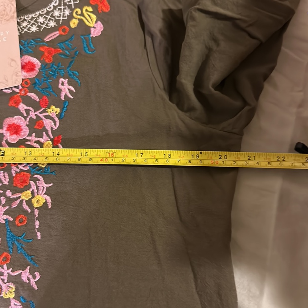 NWT EMERY ROSE PINK AND BLUE EMBROIDERY OLIVE GREEN COLOR DRESS SIZE M - Picture 13 of 16